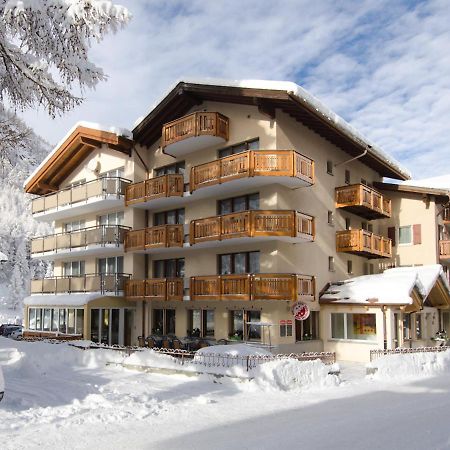 Hotel Monte-Moro Saas-Almagell Exterior foto