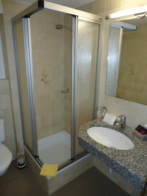 Hotel Monte-Moro Saas-Almagell Habitación foto